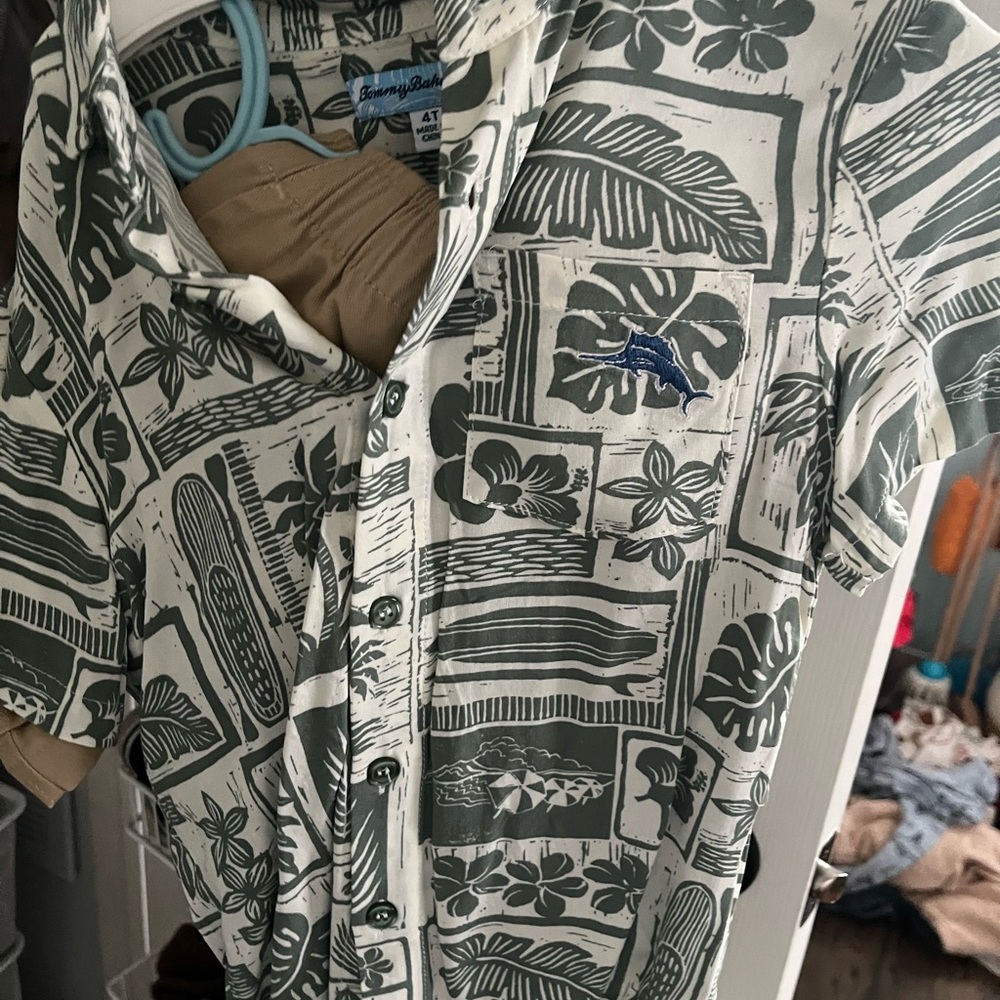 Tommy Bahama Olive and Cream Tropical Shirt and tan shorts set